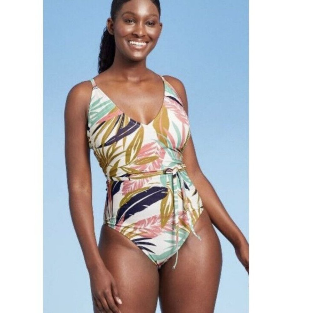 Women's V-Neck Medium Coverage One Piece Swimsuit - Kona Sol™ Multi Medium